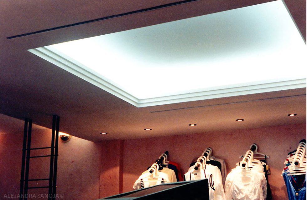 Tropicana Fashion Store Maracaibo, Venezuela Alejandra Sanoja Design