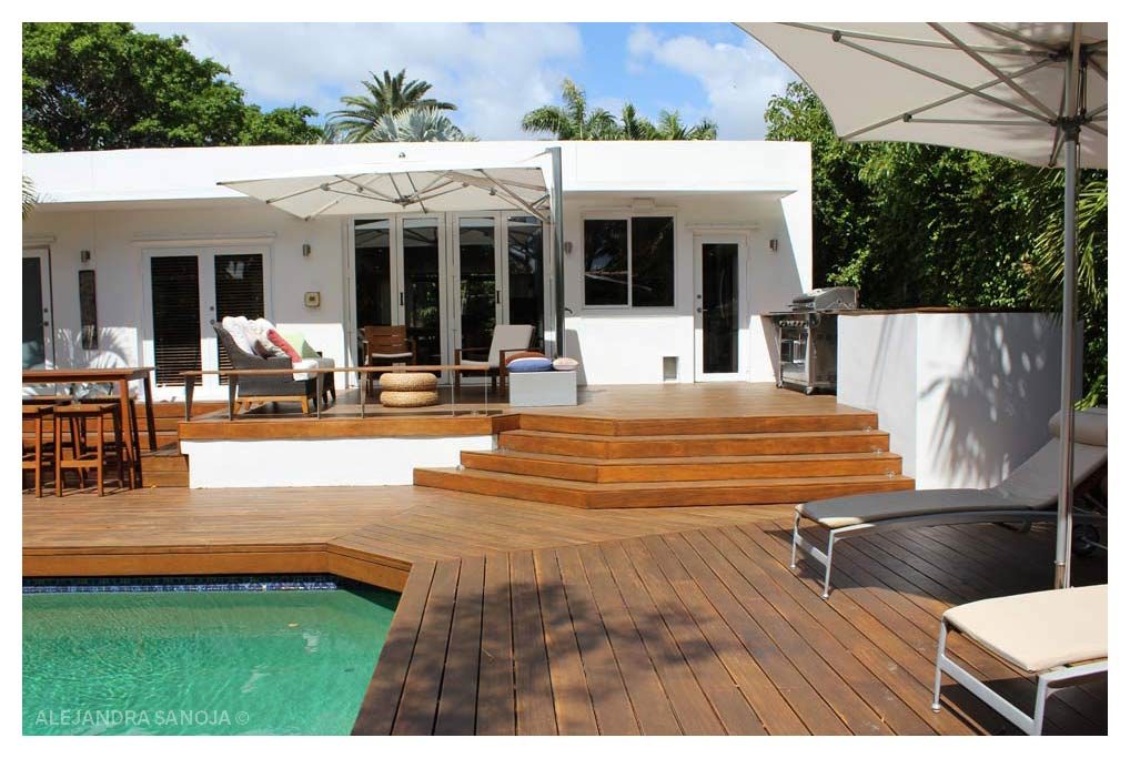 Pool - Desk - Patio Miami Beach House Alejandra Sanoja Design